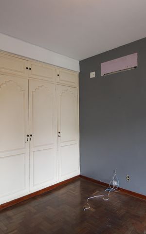 Casa à venda com 450m², 4 quartos e 4 vagasSuíte 2