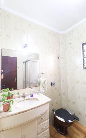 Casa à venda com 105m², 2 quartos e 1 vaga