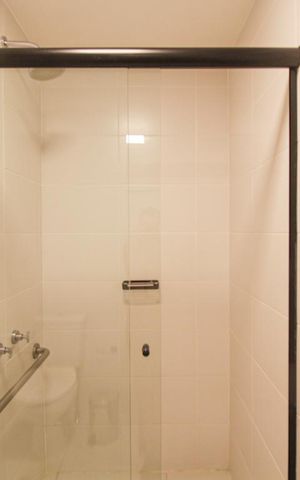 Studio à venda com 25m², 1 quarto e sem vaga Studio à venda com 25m², 1 quarto e sem vagaBanheiro