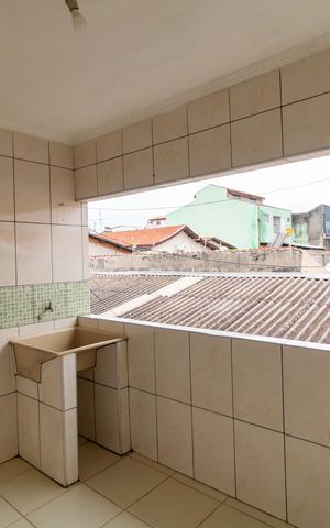 Casa para alugar com 120m², 3 quartos e 1 vaga Casa para alugar com 120m², 3 quartos e 1 vagaÁrea de Serviço