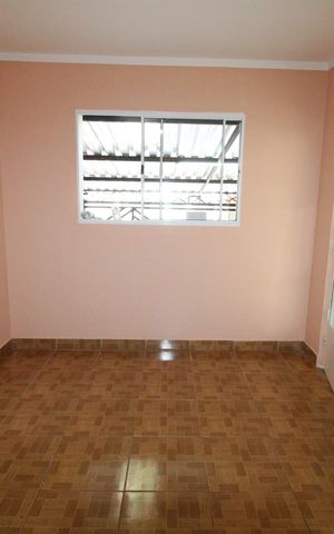 Casa para alugar com 100m², 3 quartos e 2 vagasSala
