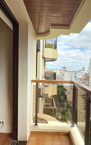 Apartamento para alugar com 60m², 2 quartos e 2 vagas Apartamento para alugar com 60m², 2 quartos e 2 vagasVaranda