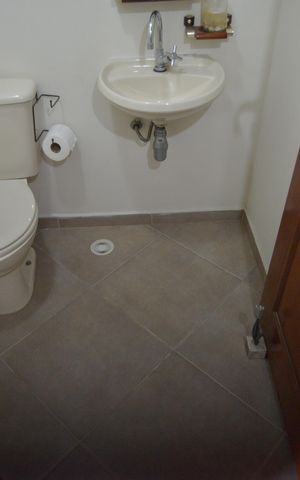Casa à venda com 224m², 3 quartos e 4 vagasBanheiro de Serviçlo