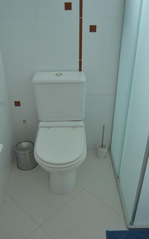 Casa à venda com 224m², 3 quartos e 4 vagasBanheiro da Suíte 2