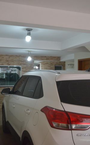 Casa à venda com 224m², 3 quartos e 4 vagasGaragem
