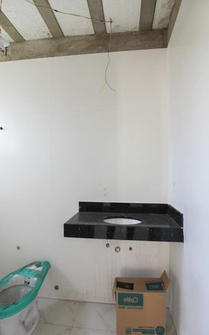 Apartamento à venda com 184m², 3 quartos e 2 vagas Apartamento à venda com 184m², 3 quartos e 2 vagasBanheiro da Suíte