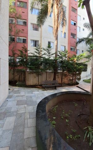 Apartamento à venda com 42m², 2 quartos e 1 vaga Apartamento à venda com 42m², 2 quartos e 1 vagaÁrea externa
