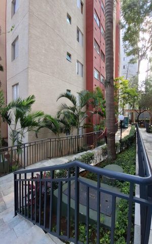 Apartamento à venda com 42m², 2 quartos e 1 vaga Apartamento à venda com 42m², 2 quartos e 1 vagaÁrea externa