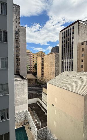 Apartamento à venda com 33m², 2 quartos e sem vaga Apartamento à venda com 33m², 2 quartos e sem vagavista sala