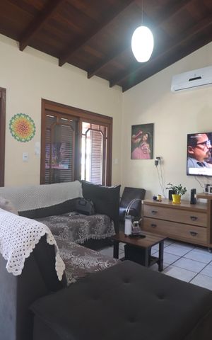 Casa à venda com 257m², 6 quartos e 2 vagasSala