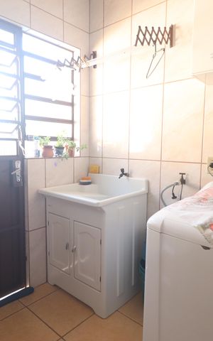 Casa à venda com 257m², 6 quartos e 2 vagaslavanderia da casa 02