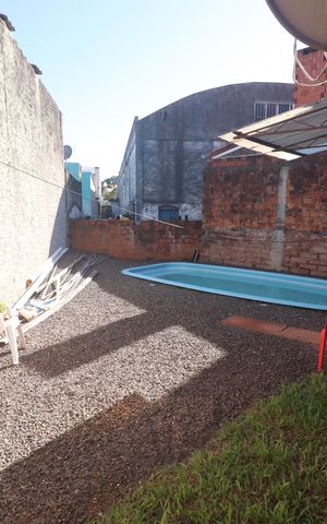 Casa à venda com 257m², 6 quartos e 2 vagasPiscina