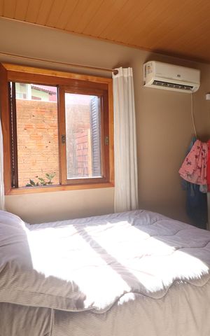 Casa à venda com 257m², 6 quartos e 2 vagasSuíte  casa 1