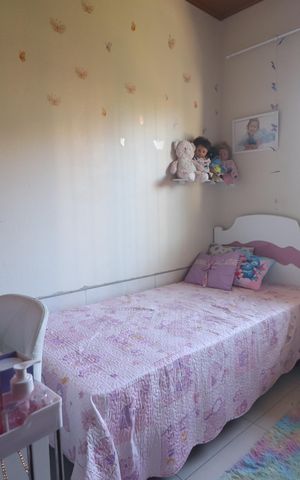 Casa à venda com 257m², 6 quartos e 2 vagasQuarto 2  casa 1