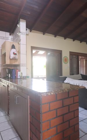 Casa à venda com 257m², 6 quartos e 2 vagasCozinha