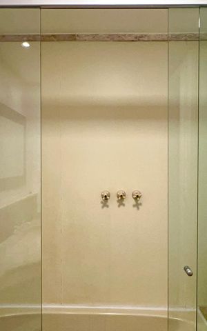 Studio para alugar com 30m², 1 quarto e 1 vaga Studio para alugar com 30m², 1 quarto e 1 vagaBanheiro