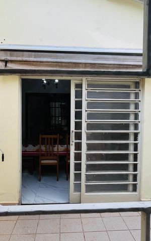 Casa à venda com 303m², 4 quartos e 4 vagas