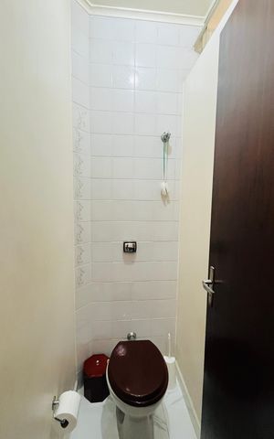 Casa à venda com 303m², 4 quartos e 4 vagas