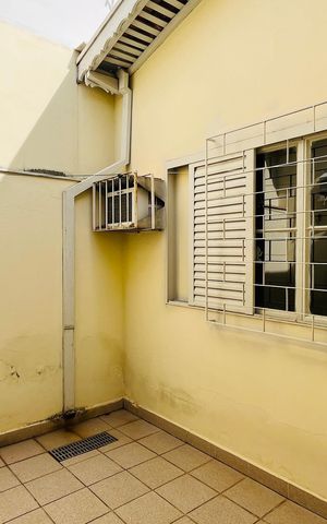 Casa à venda com 303m², 4 quartos e 4 vagas