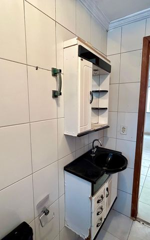 Apartamento à venda com 46m², 2 quartos e 1 vaga Apartamento à venda com 46m², 2 quartos e 1 vagaBanheiro