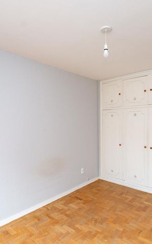 Apartamento à venda com 200m², 3 quartos e 1 vaga Apartamento à venda com 200m², 3 quartos e 1 vagaQuarto 2