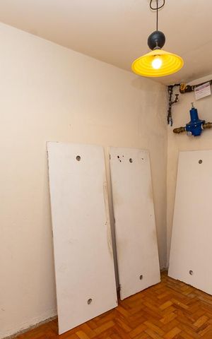 Apartamento à venda com 200m², 3 quartos e 1 vaga Apartamento à venda com 200m², 3 quartos e 1 vagaÁrea de Serviço