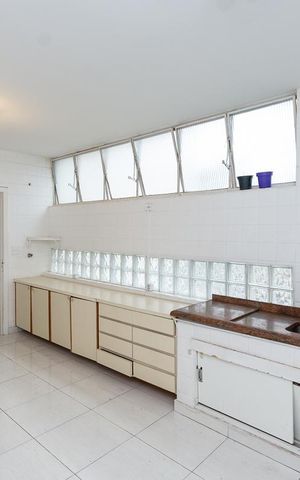 Apartamento à venda com 200m², 3 quartos e 1 vaga Apartamento à venda com 200m², 3 quartos e 1 vagaCozinha