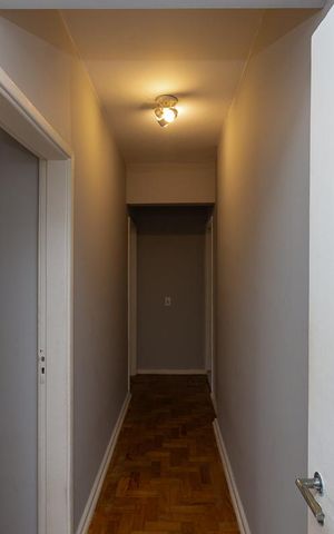 Apartamento à venda com 200m², 3 quartos e 1 vaga Apartamento à venda com 200m², 3 quartos e 1 vagaCorredor
