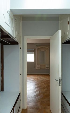 Apartamento à venda com 200m², 3 quartos e 1 vaga Apartamento à venda com 200m², 3 quartos e 1 vagaCloset Quarto 3 Suíte