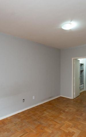 Apartamento à venda com 200m², 3 quartos e 1 vaga Apartamento à venda com 200m², 3 quartos e 1 vagaQuarto 3 Suíte