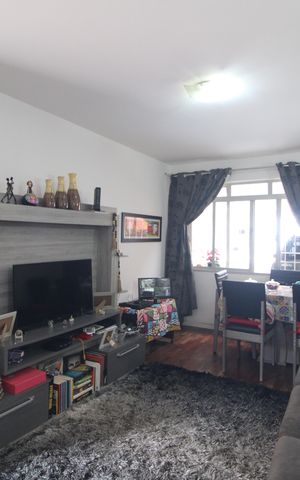 Casa à venda com 115m², 2 quartos e 2 vagasSala
