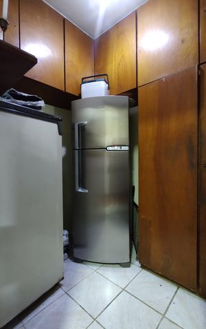 Casa de condomínio para alugar com 323m², 5 quartos e 3 vagasDespensa