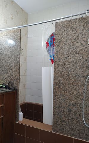 Casa de condomínio para alugar com 323m², 5 quartos e 3 vagasBanheiro da Suíte 
