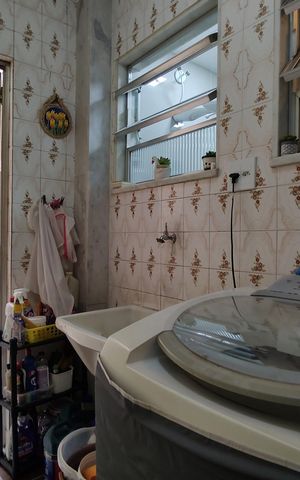 Casa de condomínio para alugar com 323m², 5 quartos e 3 vagasÁrea de Serviço