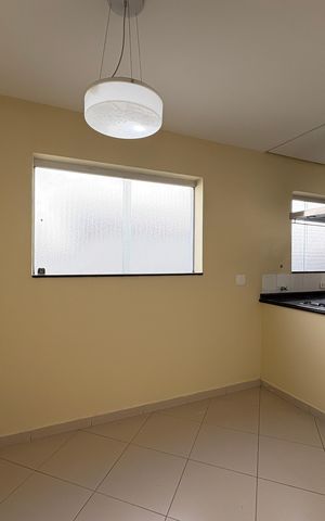 Casa à venda com 341m², 5 quartos e sem vaga Casa à venda com 341m², 5 quartos e sem vagaCopa