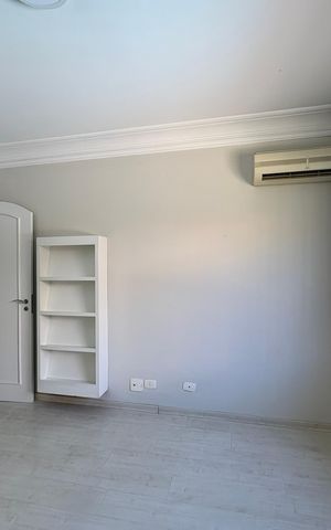 Casa à venda com 341m², 5 quartos e sem vaga Casa à venda com 341m², 5 quartos e sem vagaQuarto 2