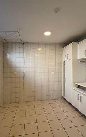 Casa à venda com 341m², 5 quartos e sem vaga Casa à venda com 341m², 5 quartos e sem vagaÁrea de Serviço