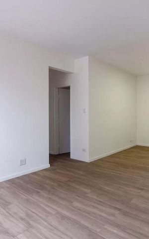 Apartamento à venda com 100m², 3 quartos e 2 vagas Apartamento à venda com 100m², 3 quartos e 2 vagasSala