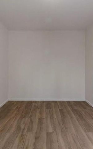 Apartamento à venda com 100m², 3 quartos e 2 vagas Apartamento à venda com 100m², 3 quartos e 2 vagasQuarto