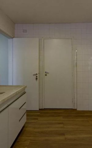 Apartamento à venda com 100m², 3 quartos e 2 vagas Apartamento à venda com 100m², 3 quartos e 2 vagasCozinha