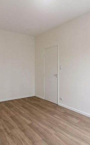 Apartamento à venda com 100m², 3 quartos e 2 vagas Apartamento à venda com 100m², 3 quartos e 2 vagasQuarto