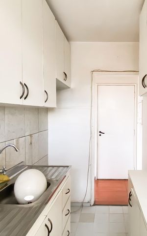 Apartamento à venda com 43m², 2 quartos e 1 vaga Apartamento à venda com 43m², 2 quartos e 1 vagaCozinha