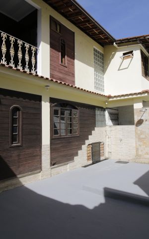 Casa de condomínio à venda com 92m², 3 quartos e 1 vagaQuintal