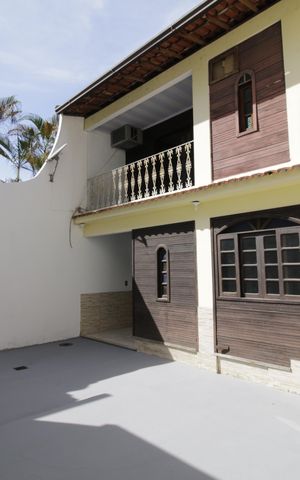 Casa de condomínio à venda com 92m², 3 quartos e 1 vagaQuintal