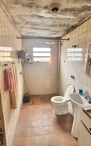 Casa para alugar com 125m², 3 quartos e 1 vaga Casa para alugar com 125m², 3 quartos e 1 vagaBanheiro 2