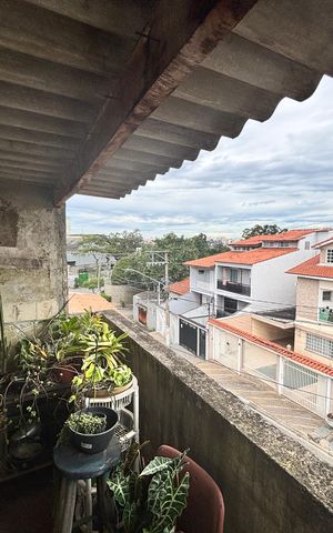 Casa para alugar com 125m², 3 quartos e 1 vaga Casa para alugar com 125m², 3 quartos e 1 vagaVaranda