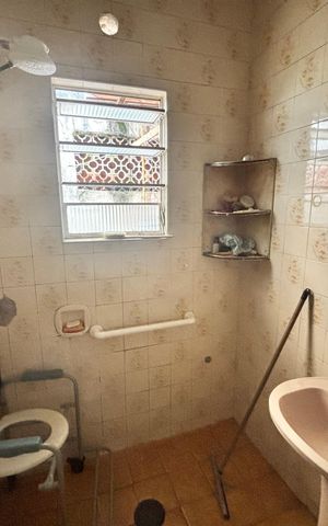 Casa para alugar com 125m², 3 quartos e 1 vaga Casa para alugar com 125m², 3 quartos e 1 vagaBanheiro 1