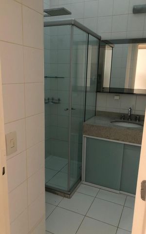 Casa de condomínio para alugar com 170m², 3 quartos e 3 vagasBanheiro
