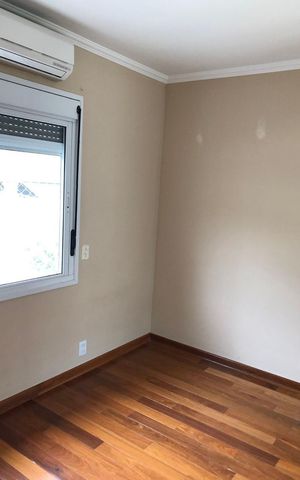 Casa de condomínio para alugar com 170m², 3 quartos e 3 vagasQuarto