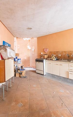 Casa à venda com 340m², 5 quartos e 7 vagas Casa à venda com 340m², 5 quartos e 7 vagasÁrea Gourmet